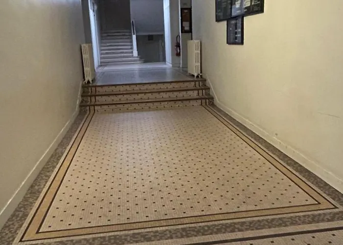 Daire Bel Avec Mezzanine Pour 4 Personnes Au Centre De *